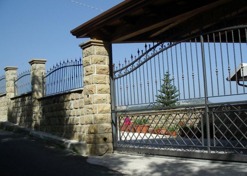 Villetta a Capo D'Orlando con terrazzo vista mare e giardino